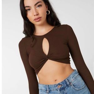 Twist Front Cutout Top